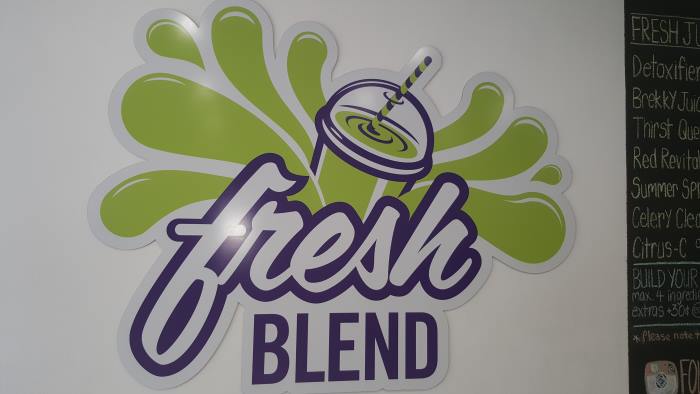Fresh Blend juice bar and salad franchise opportunity great profits North Shore beach location in Sydney 3.jpg