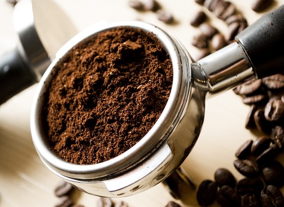 Busy Coffee shop selling 45+ kilo's Per week.  Premade pies