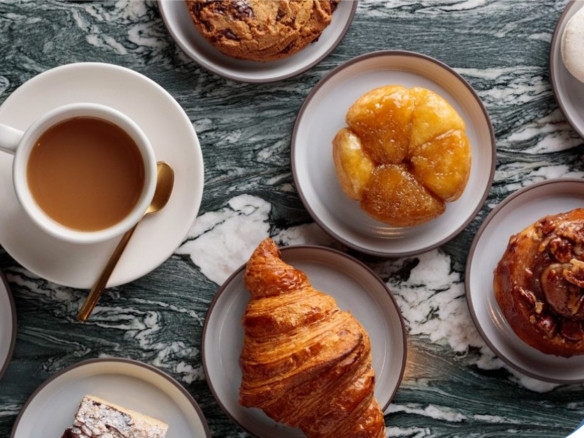 For Sale Bayside Café Opposite Park in Prime Location Lower North Shore Sydney