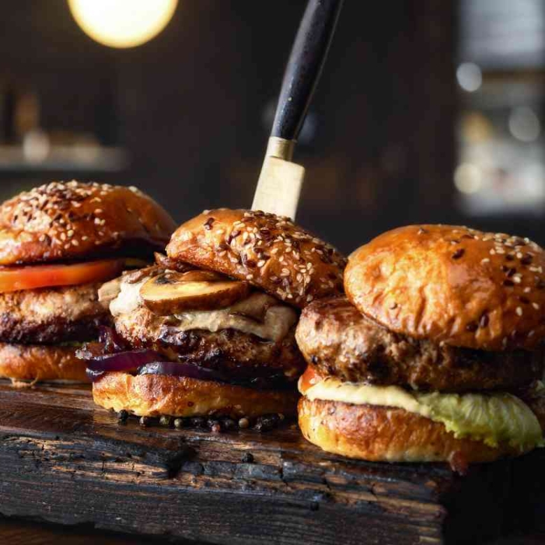 Busy Western Sydney Burger Shop High Takings Top Centre Position